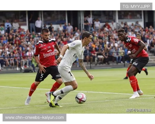 法兰克福一周双赛体能考验，奥格斯堡借爆冷勒沃库森提士气