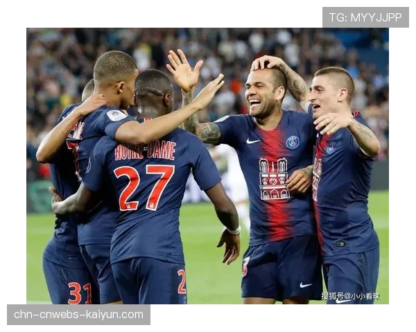 实时：巴黎圣日耳曼五分钟内连入两球，马赛防线出现罕见配合失误